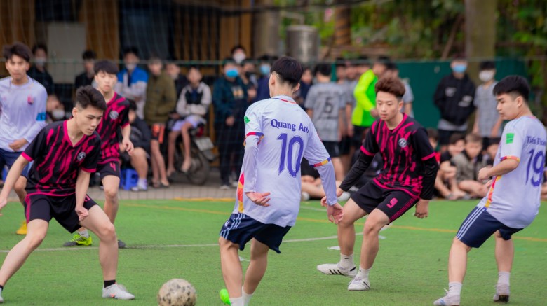 Trường THPT Mai Hắc Đế tổ chức giải bóng đá nam lần thứ 4