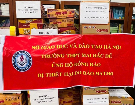 Thầy trò Trường THPT Mai Hắc Đế chung tay ủng hộ đồng bào bị ảnh hưởng do bão Matmo