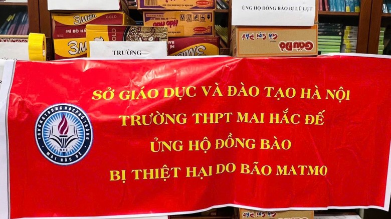 Thầy trò Trường THPT Mai Hắc Đế chung tay ủng hộ đồng bào bị ảnh hưởng do bão Matmo